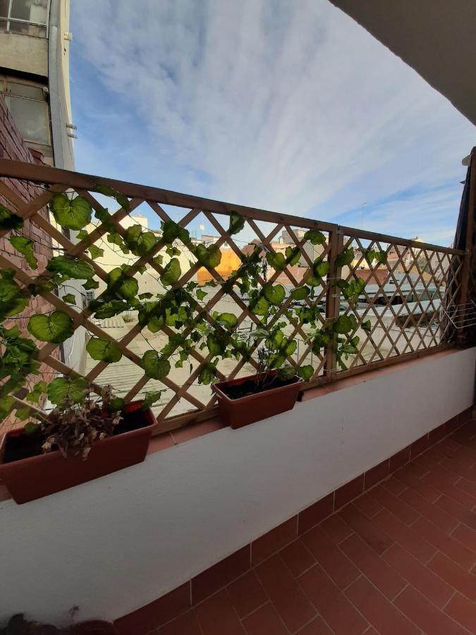 Nur Apartment Terrassa Eksteriør billede