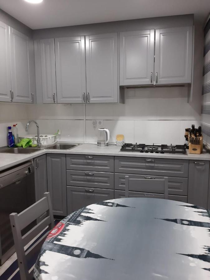 Nur Apartment Terrassa Eksteriør billede